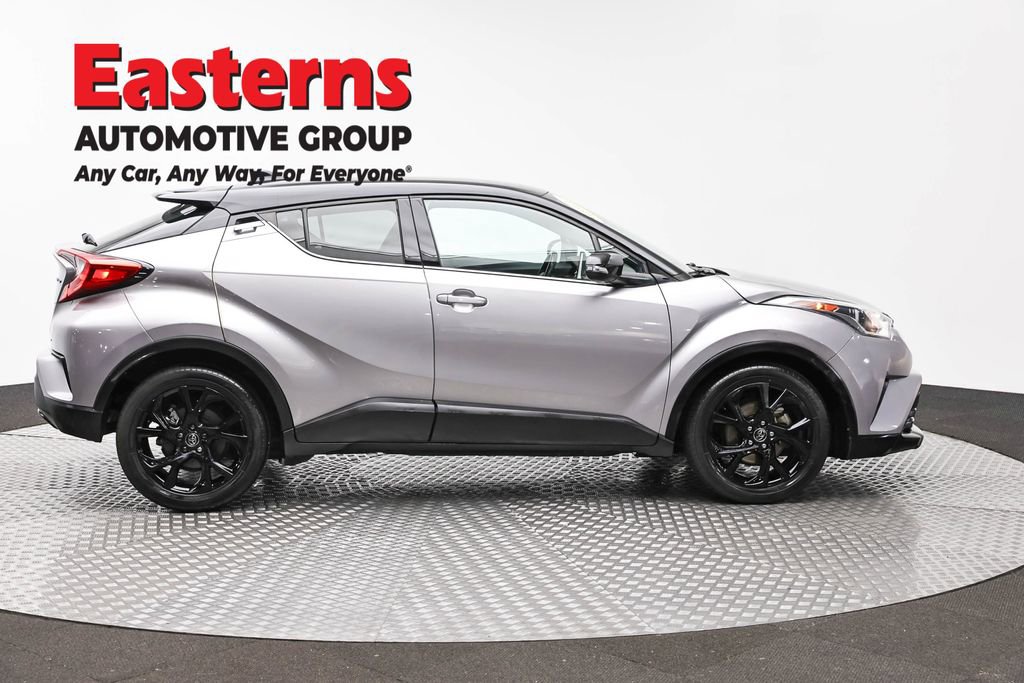 Used 2019 Toyota C-HR Limited FWD image 4