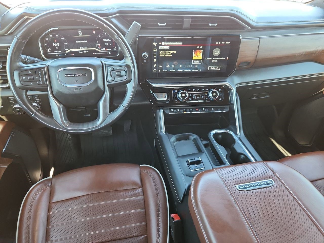 Used 2024 GMC Sierra 3500 Denali Ultimate image 17