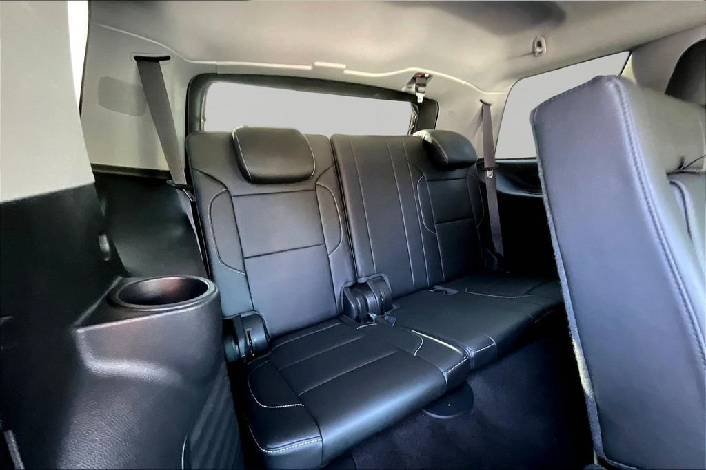 Used 2018 Chevrolet Tahoe LT w/ Luxury Package RWD image 27