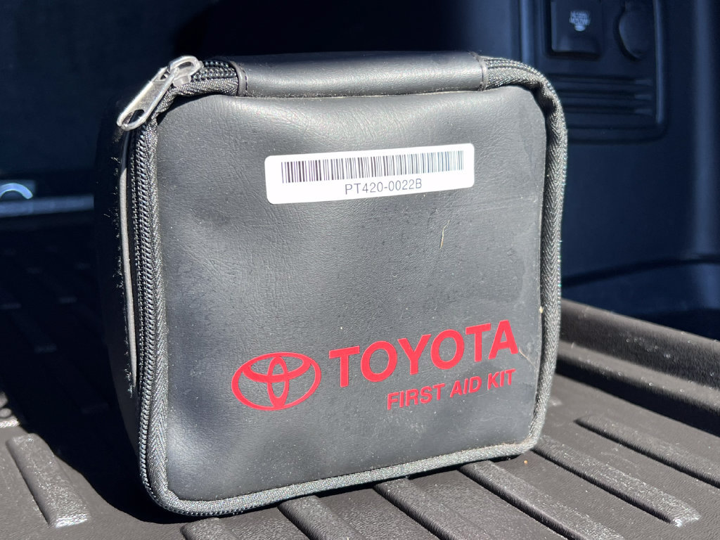 Used 2024 Toyota 4Runner TRD Off-Road Premium w/ TRD Black Wheel Package (TMS) AWD/4WD image 35