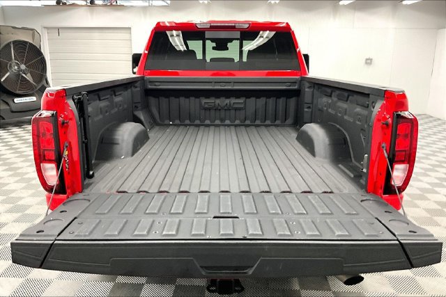 Used 2025 GMC Sierra 2500 SLE w/ SLE Value Package; AWD/4WD image 31