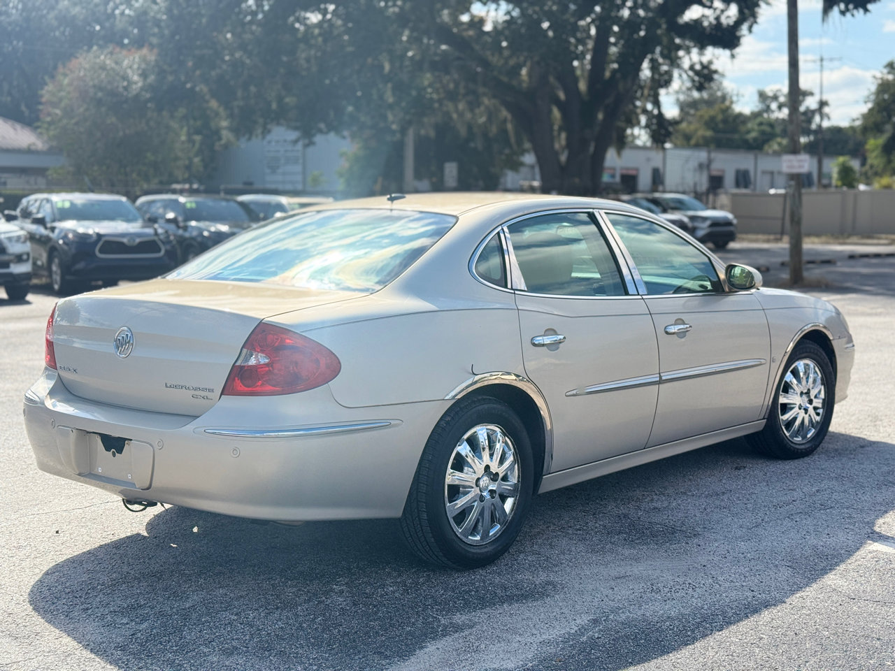 Used 2008 Buick LaCrosse CXL w/ Driver Confidence Package image 5
