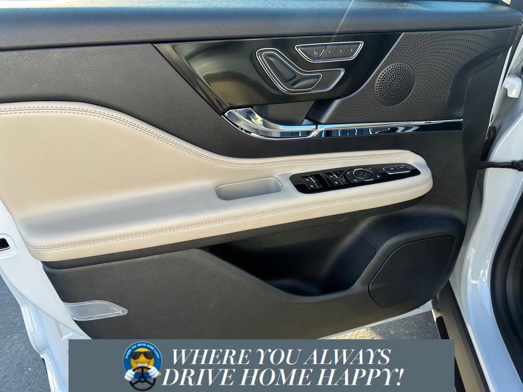 New 2026 Lincoln Corsair Premiere image 10