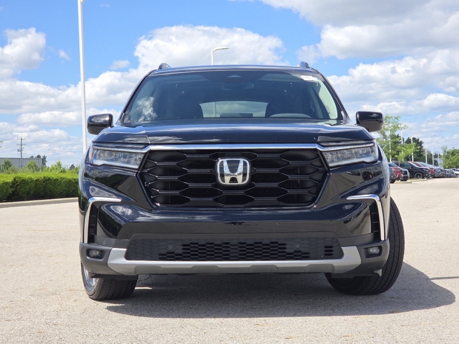 Used 2025 Honda Pilot Touring image 15
