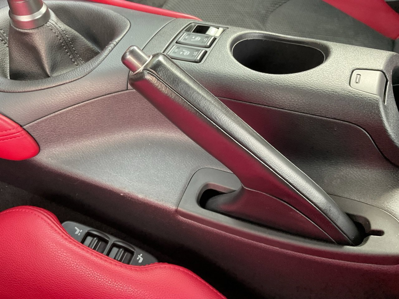 Used 2024 Nissan Z Performance w/ Floor Mat Package RWD image 21