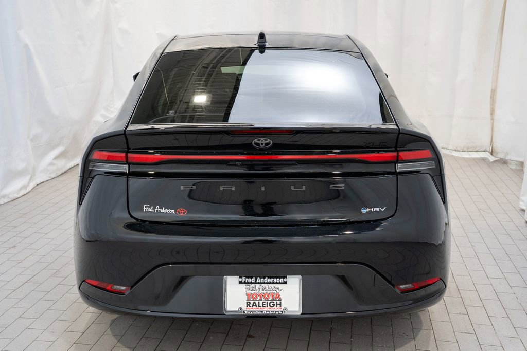 Used 2026 Toyota Prius XLE image 4