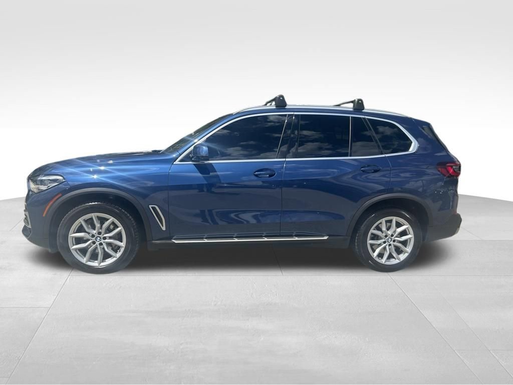 Used 2022 BMW X5 xDrive40i w/ Premium Package AWD/4WD image 2