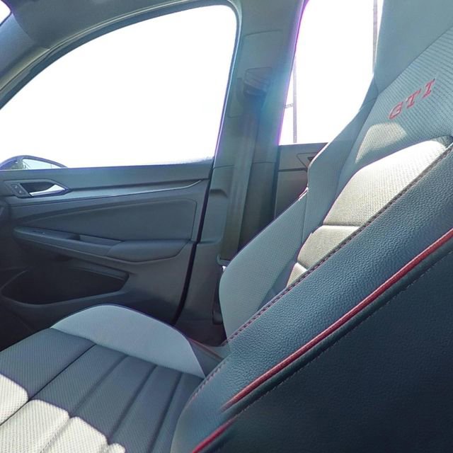 New 2025 Volkswagen GTI SE image 27