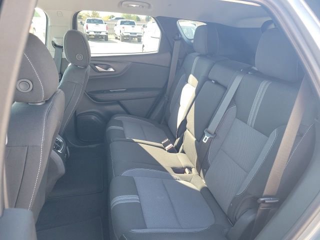 Used 2025 Chevrolet Blazer LT w/ Midnight/Sport Edition image 17
