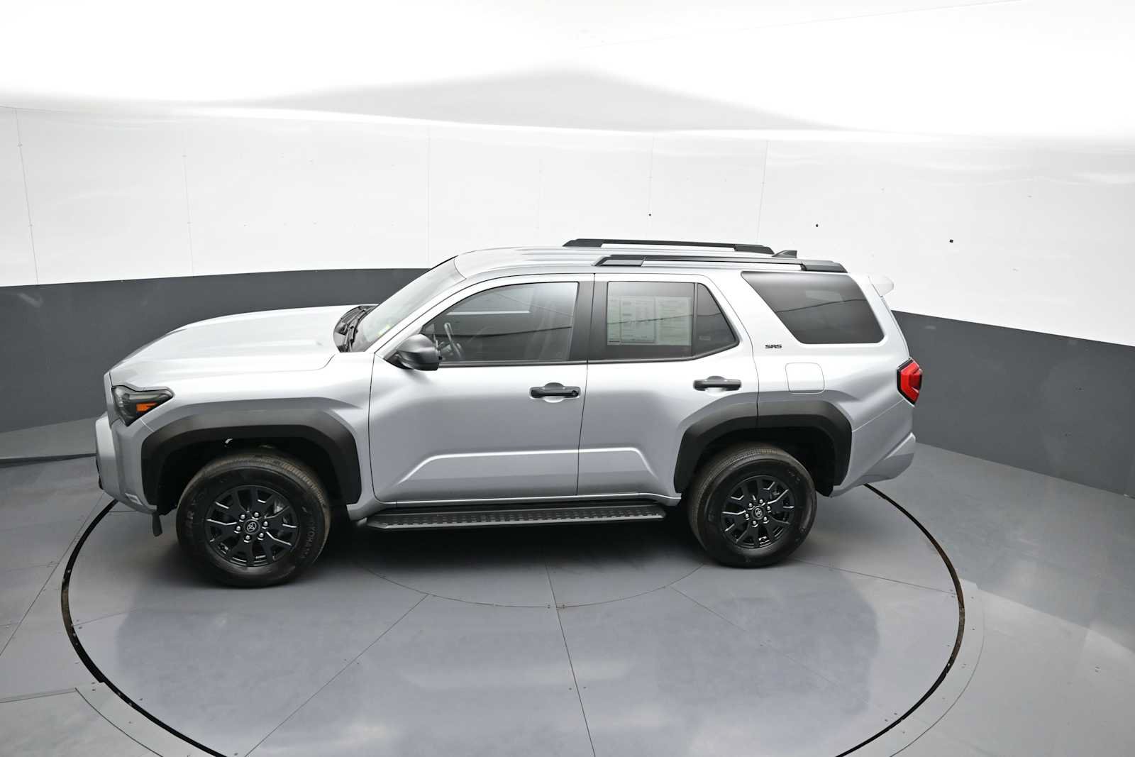 Certified 2025 Toyota 4Runner SR5 AWD/4WD image 41