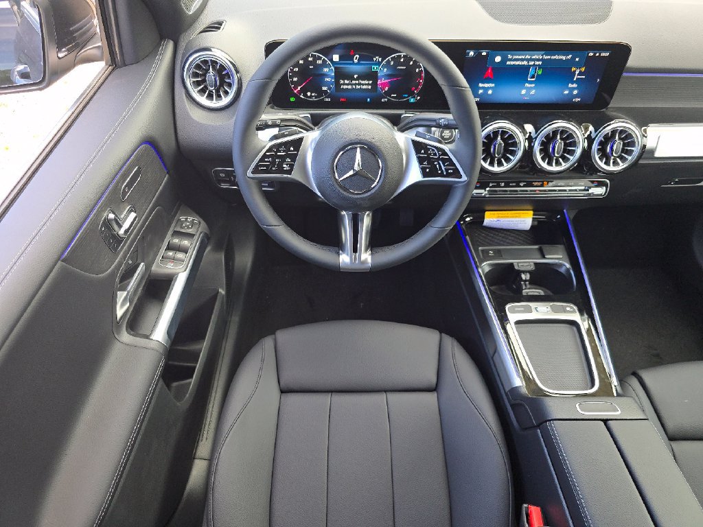 New 2026 Mercedes-Benz GLB 250 4MATIC image 25