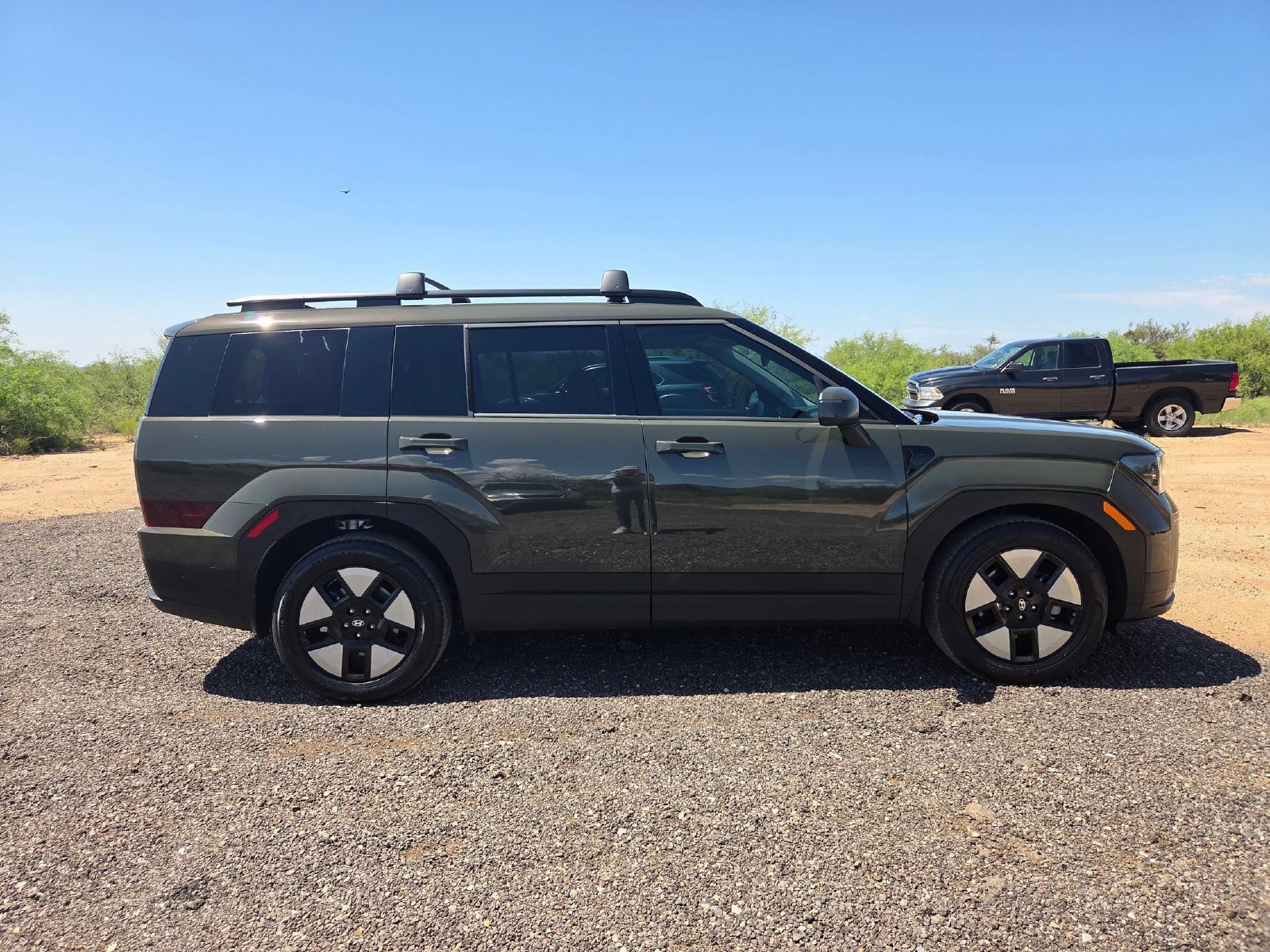 Used 2026 Hyundai Santa Fe SEL AWD/4WD image 4