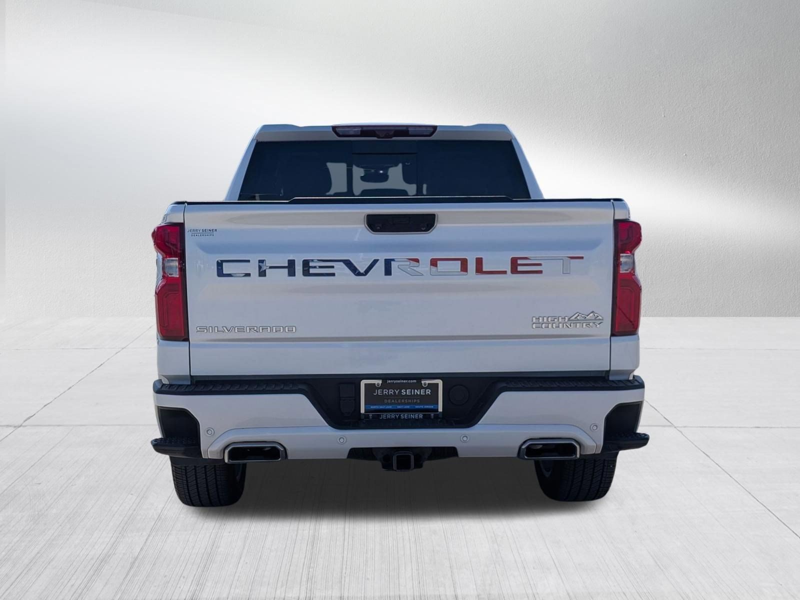 Certified 2024 Chevrolet Silverado 1500 High Country AWD/4WD image 5