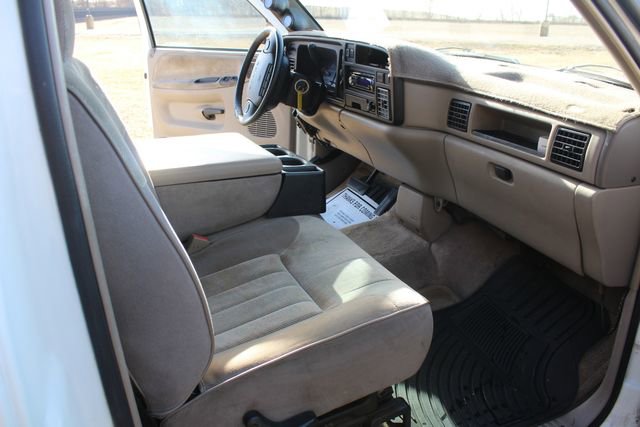 Used 1996 Dodge Ram 3500 Truck 2WD Club Cab image 22