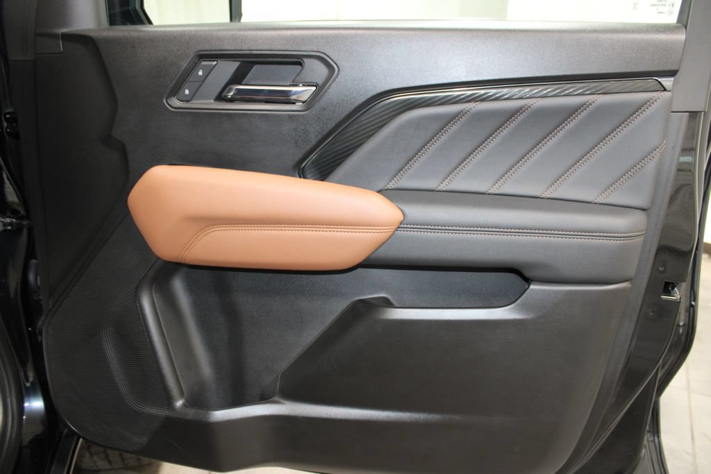 Used 2024 GMC Canyon AT4 AWD/4WD image 34