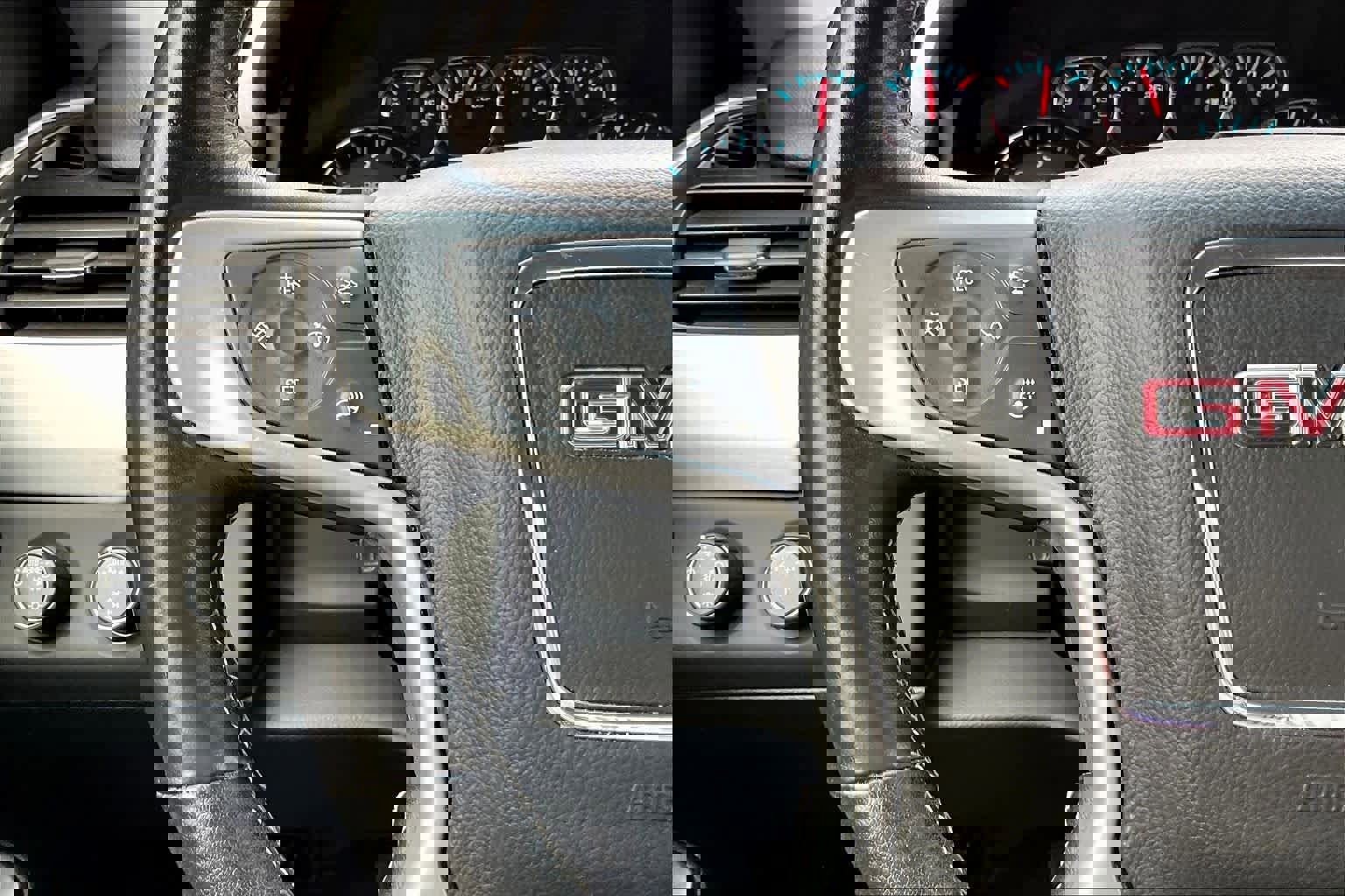 Used 2020 GMC Yukon SLT image 23