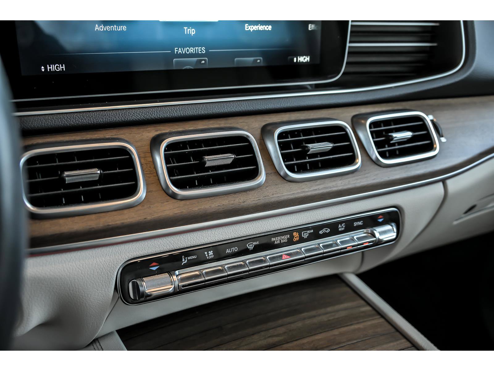 Certified 2022 Mercedes-Benz GLE 350 4MATIC image 22