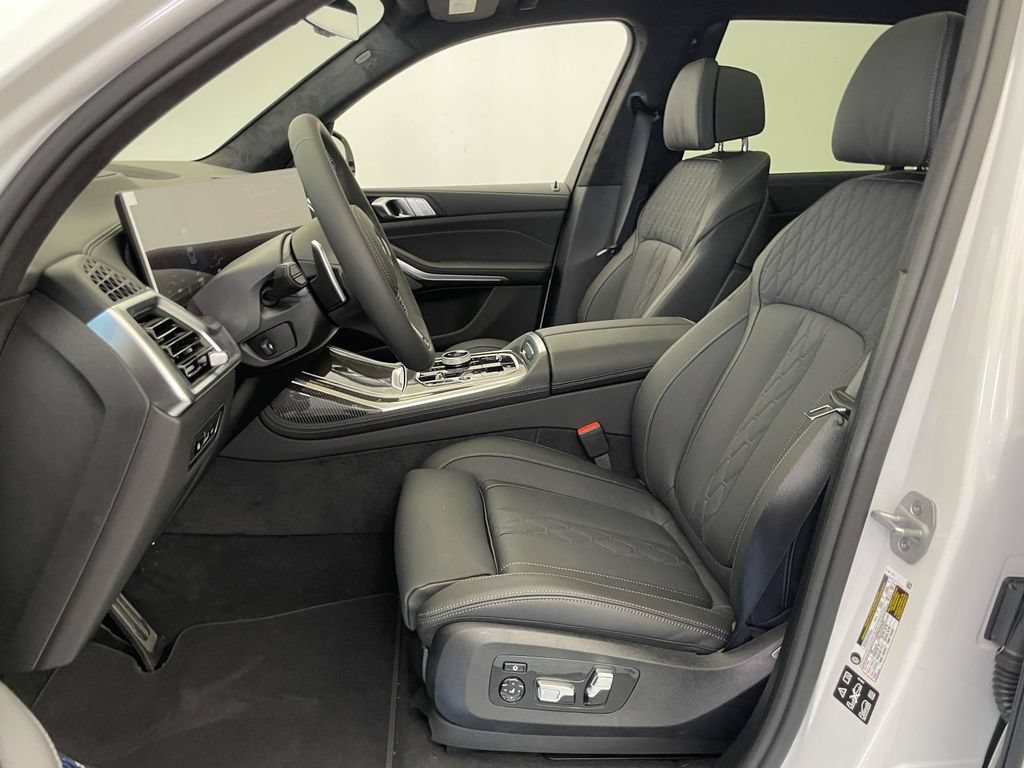 New 2027 BMW X7 M60i AWD/4WD image 13