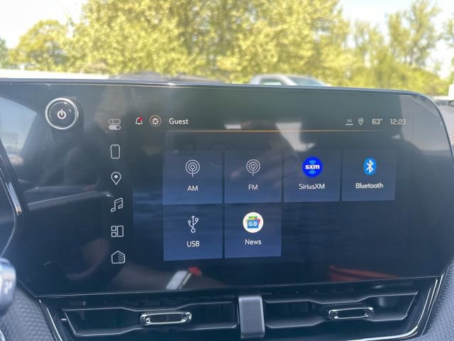 New 2026 Chevrolet Equinox RS w/ Safety and Technology Package FWD image 22