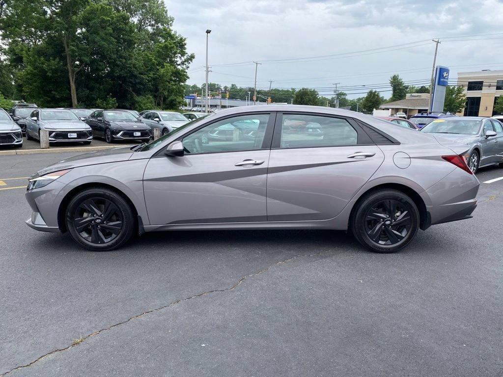 Certified 2023 Hyundai Elantra SEL FWD image 7