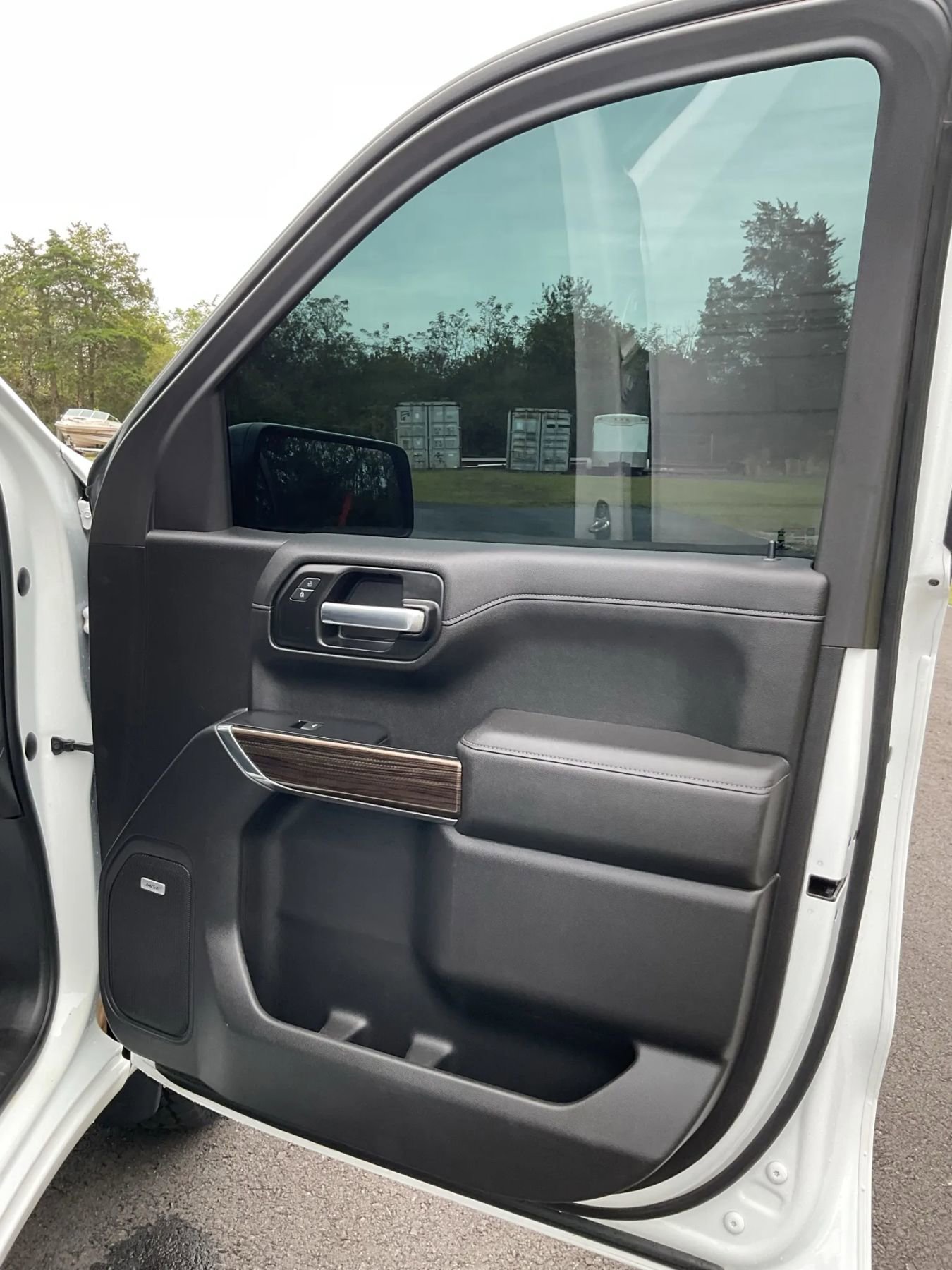 Used 2021 Chevrolet Silverado 1500 LT Trail Boss w/ Convenience Package II image 45