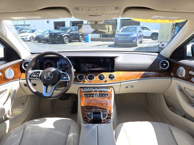 Used 2020 Mercedes-Benz E 450 4MATIC Wagon image 17