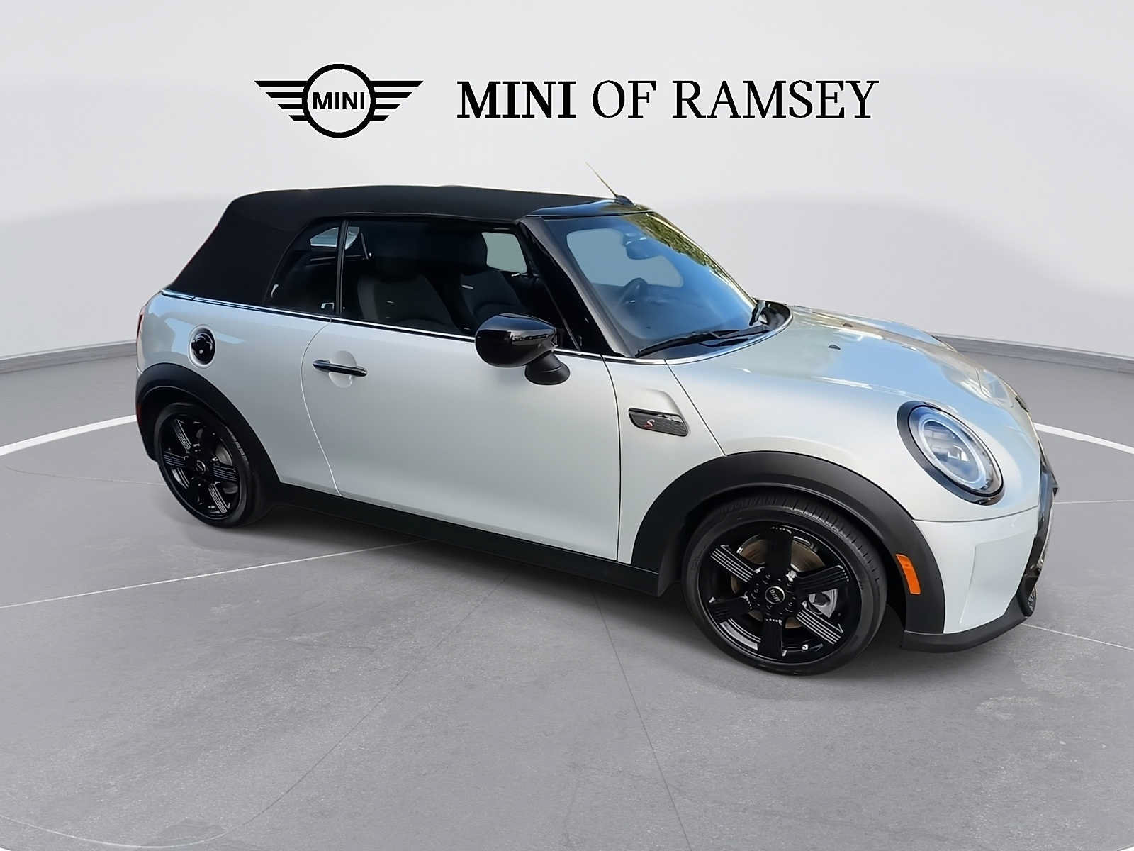 Used 2023 MINI Cooper S FWD image 6