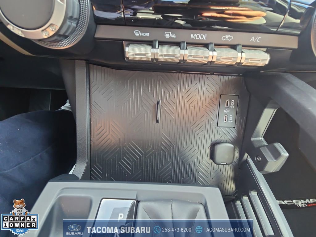 Used 2025 Toyota Tacoma TRD Off-Road image 23