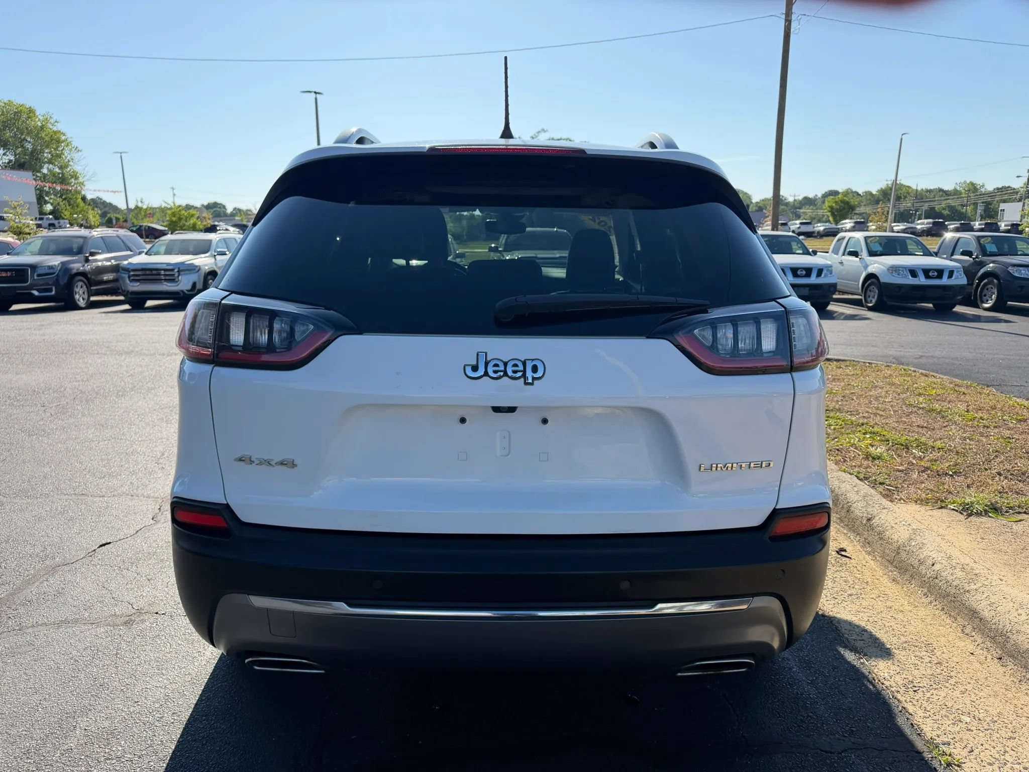 Used 2021 Jeep Cherokee Limited AWD/4WD image 6