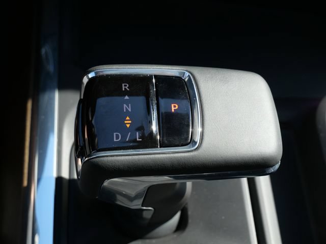 Used 2026 Chevrolet Silverado 1500 High Country w/ High Country Premium Package AWD/4WD image 21