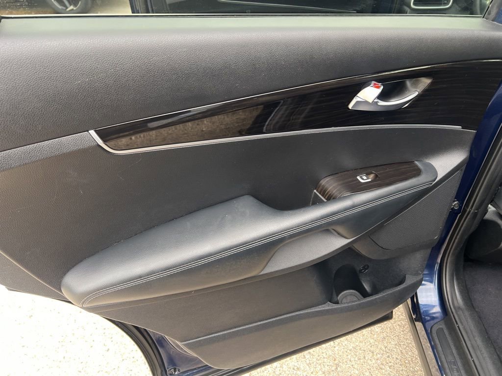 Certified 2019 Kia Sorento LX w/ LX Convenience Package image 10
