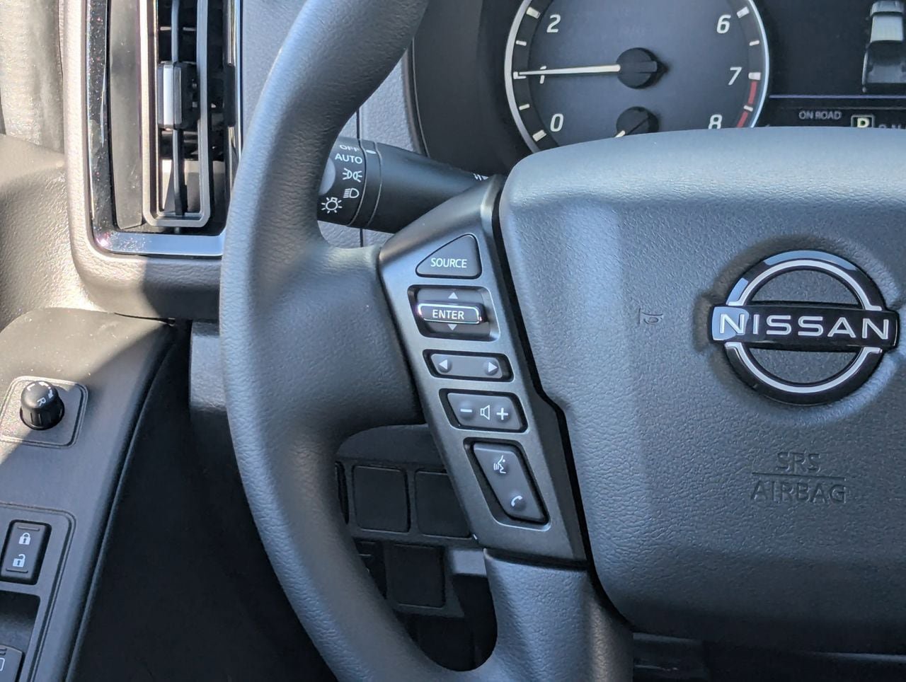 New 2026 Nissan Frontier SV w/ Tow Package image 25
