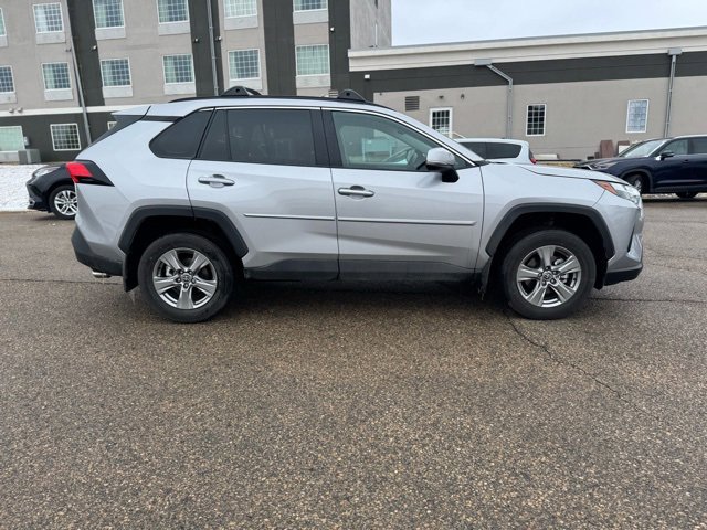 Used 2024 Toyota RAV4 XLE w/ Convenience Package image 12