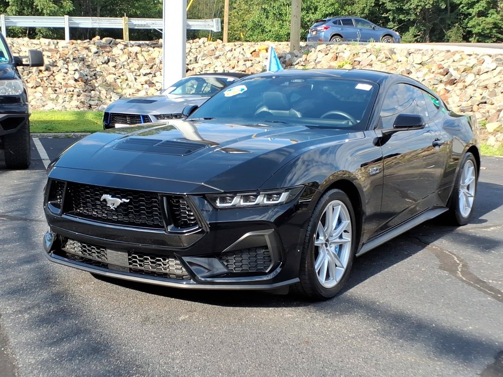 Certified 2024 Ford Mustang GT Premium RWD image 4