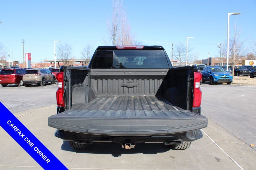 Used 2022 Chevrolet Silverado 1500 RST w/ Redline Edition image 9