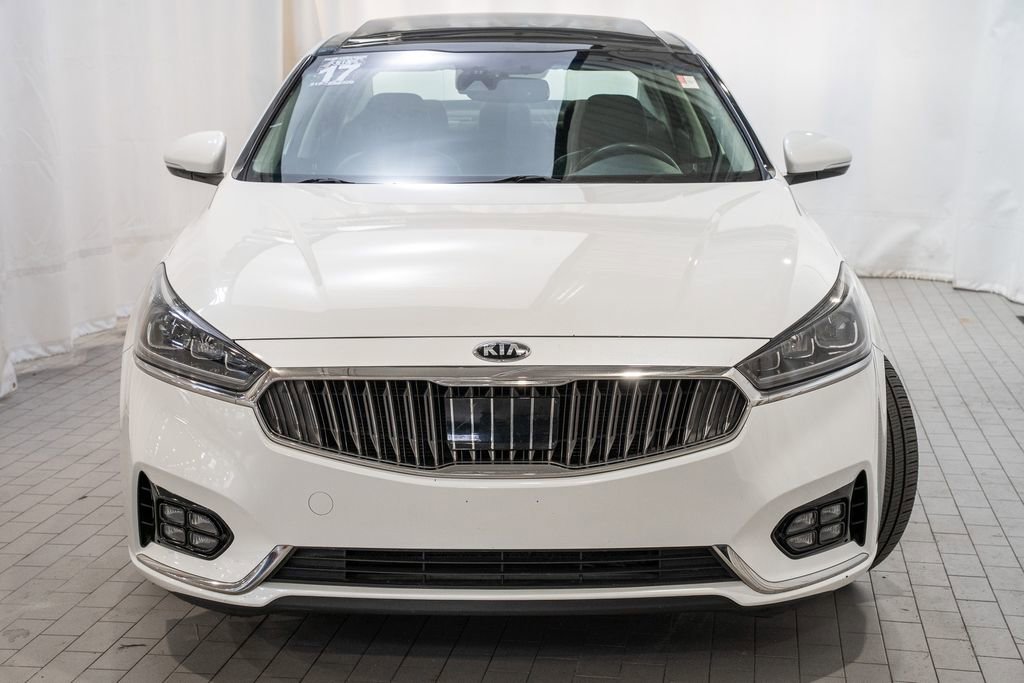 Used 2017 Kia Cadenza Technology image 2