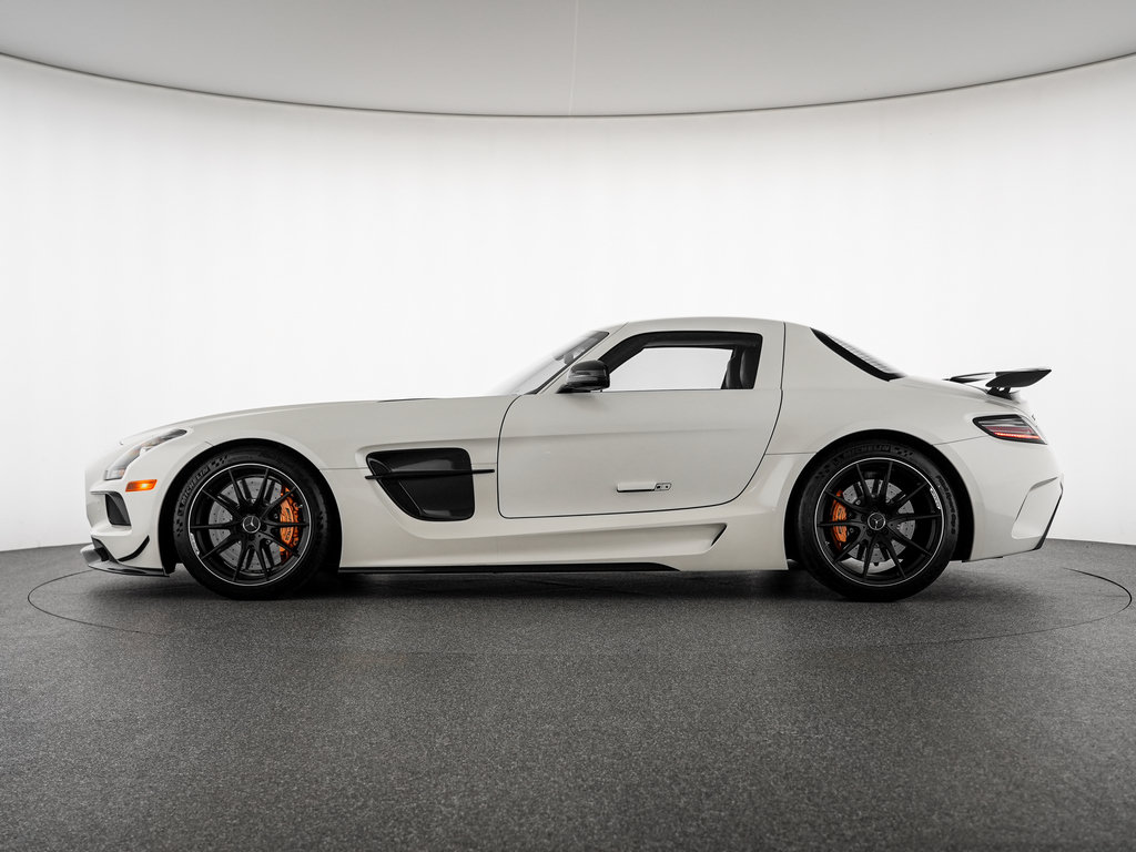 Used 2014 Mercedes-Benz SLS AMG Black Series image 2