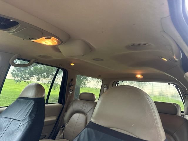 Used 2002 Ford Expedition XLT RWD image 38