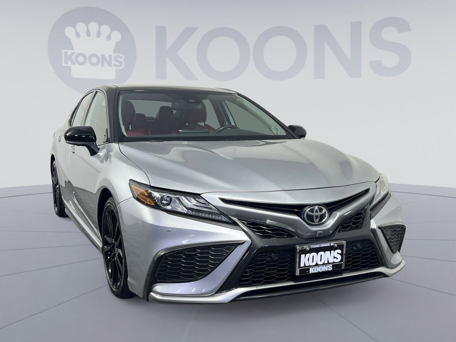 Used 2021 Toyota Camry XSE image 5