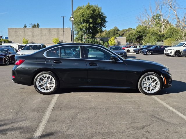 Used 2026 BMW 330i Sedan w/ Convenience Package RWD image 4