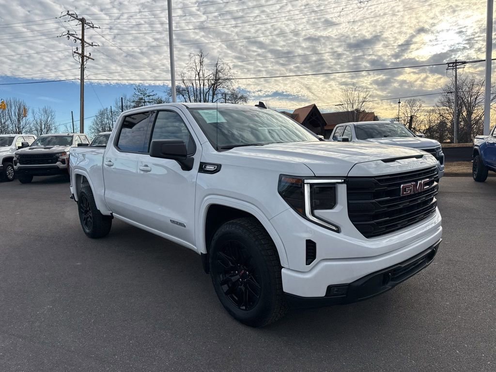 Used 2025 GMC Sierra 1500 Elevation image 7
