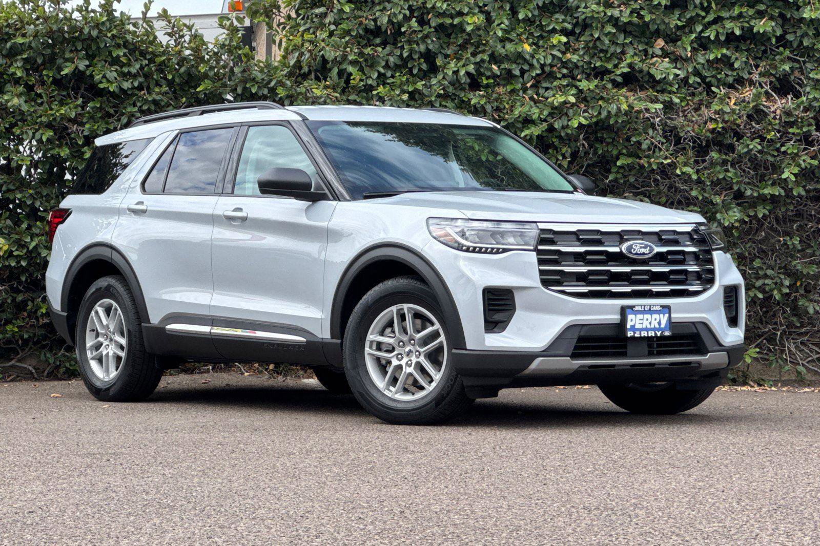 New 2025 Ford Explorer Active