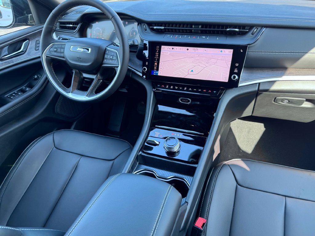 New 2027 Jeep Grand Cherokee L Limited AWD/4WD image 11
