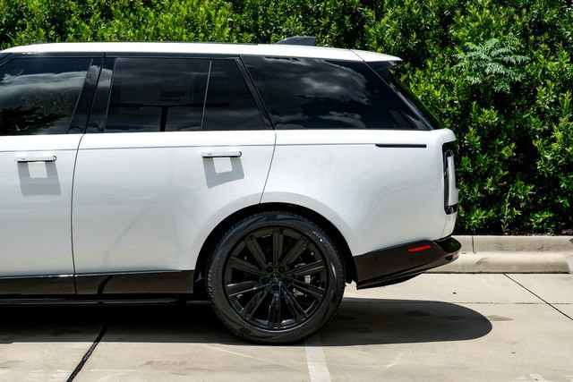 New 2026 Land Rover Range Rover SE AWD/4WD image 15