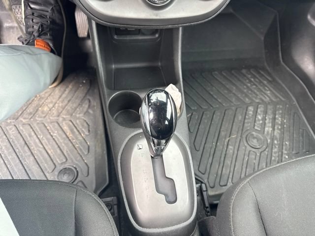 Used 2022 Chevrolet Spark LT FWD image 16