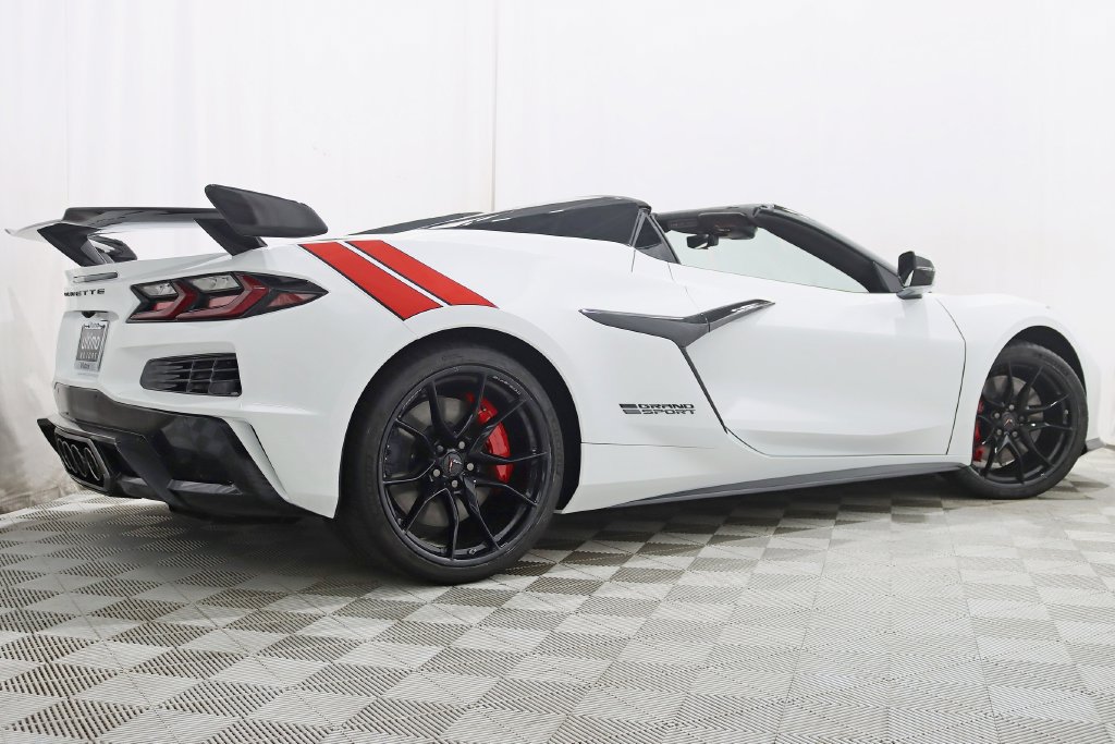Used 2027 Chevrolet Corvette Grand Sport RWD image 10