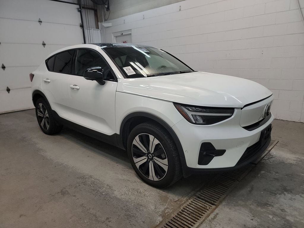 Used 2023 Volvo C40 P8 Recharge Plus AWD/4WD image 3
