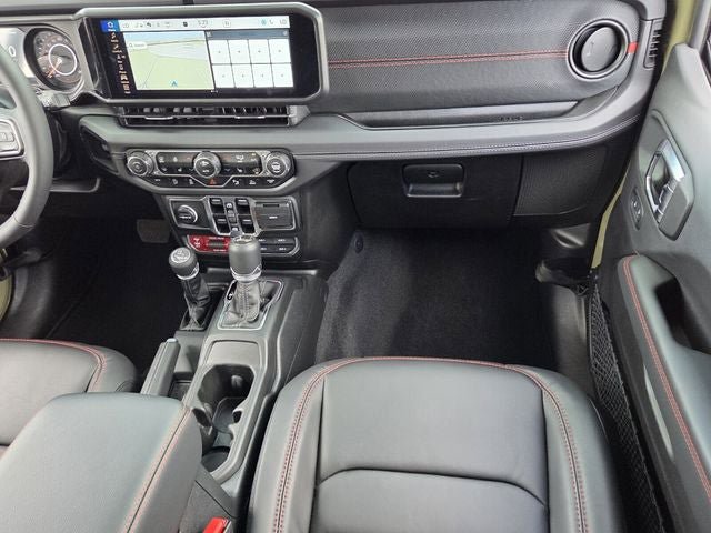 Used 2025 Jeep Wrangler Unlimited Rubicon w/ Safety Group AWD/4WD image 17