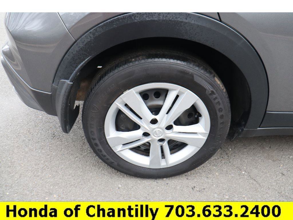 Used 2024 Nissan Kicks S image 27