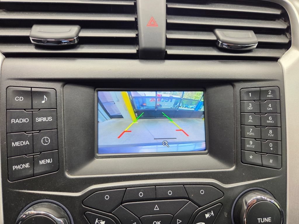 Used 2015 Ford Fusion SE FWD image 35